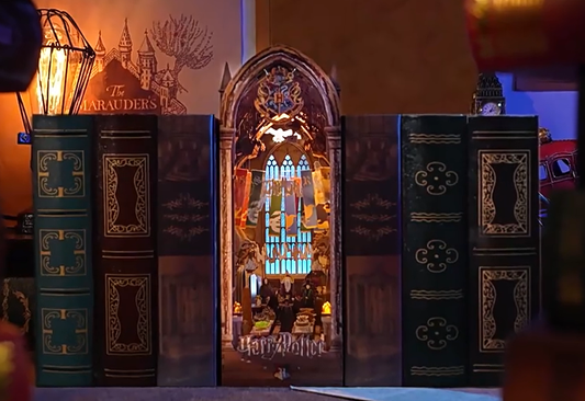 Harry Potter Temalı Kendin Yap Kitaplık Dekoru